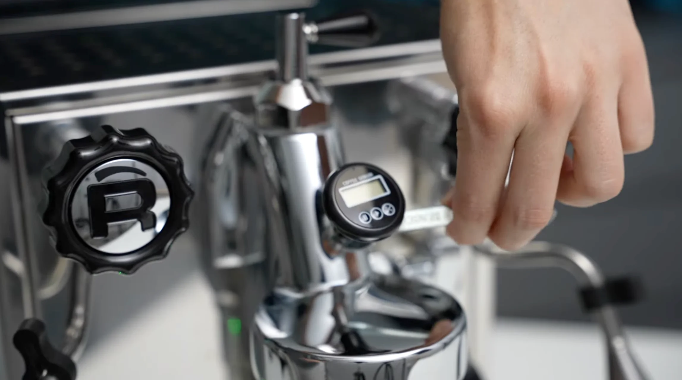 Rocket Appartamento with aftermarket digital temperature gauge installed on the E61 group head